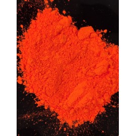 Červeno-oranžový fluorescenční pigment