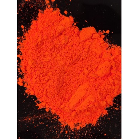 Červeno-oranžový fluorescenční pigment